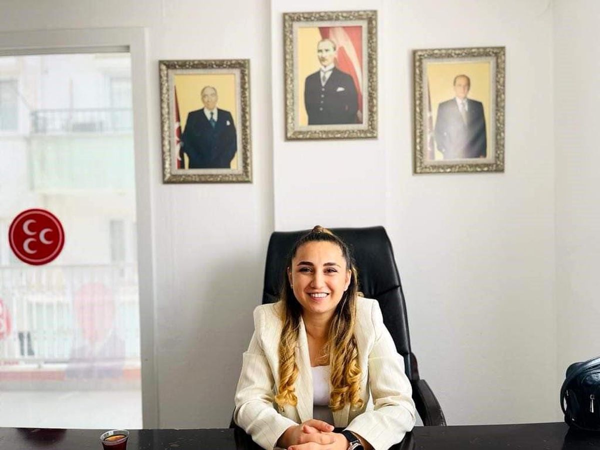 MHP Didim İlçe Kadın Kolları Başkanı Yasemin Karakaş Görevinden Ayrıldı