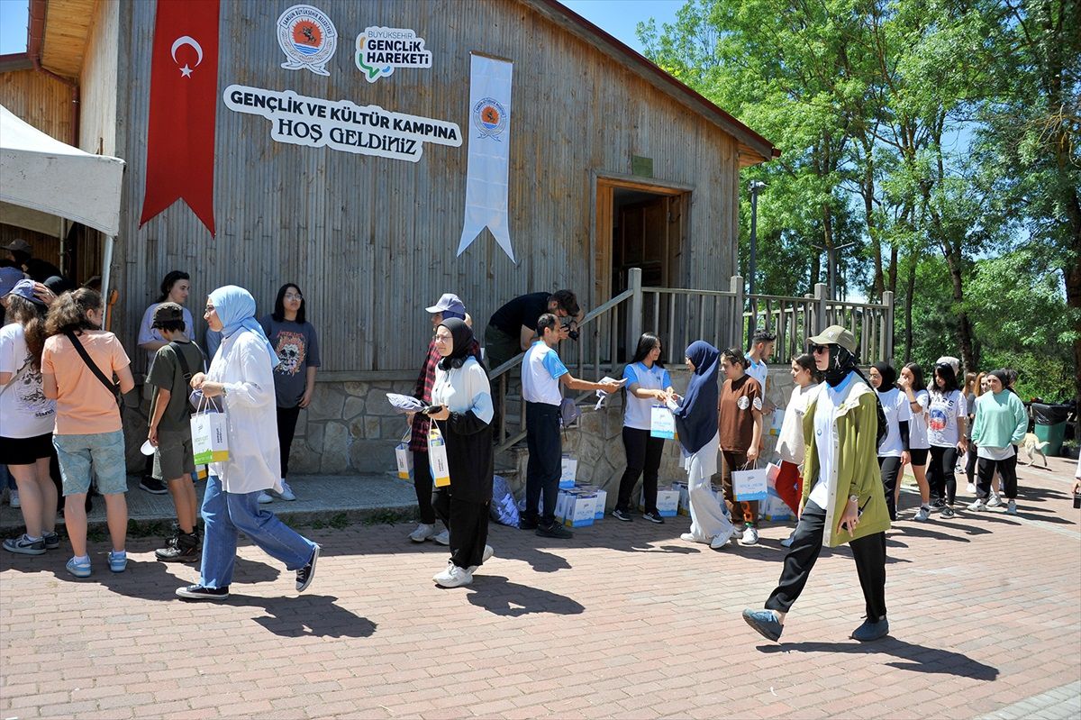 Samsun Büyükşehir Belediyesi Gençlik ve Kültür Kampları\'na Yoğun İlgi