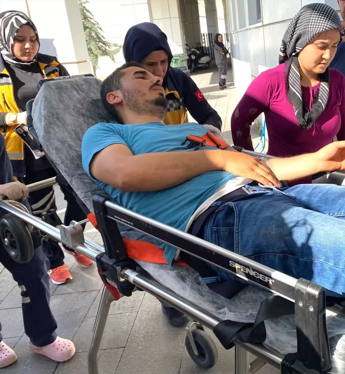 Aksaray'da sahipsiz köpeklerin ısırdığı kişi yaralandı