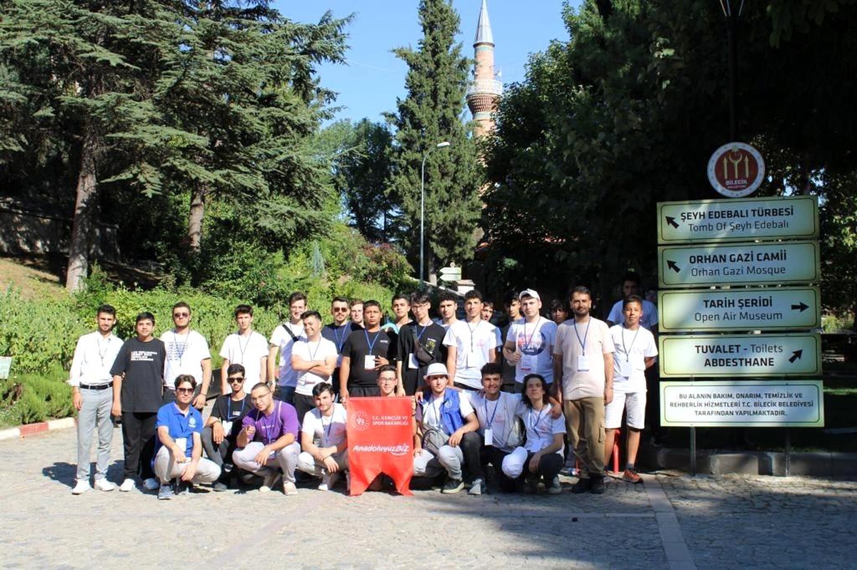 Denizli\'den gelen gençler Bilecik\'te ağırlandı