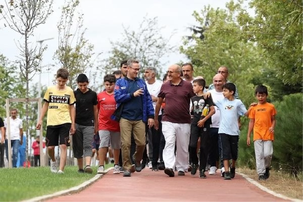 Başakşehir Belediyesi, 4. Etap Parkı\'ndaki yenileme ve genişletme çalışmalarını tamamladı