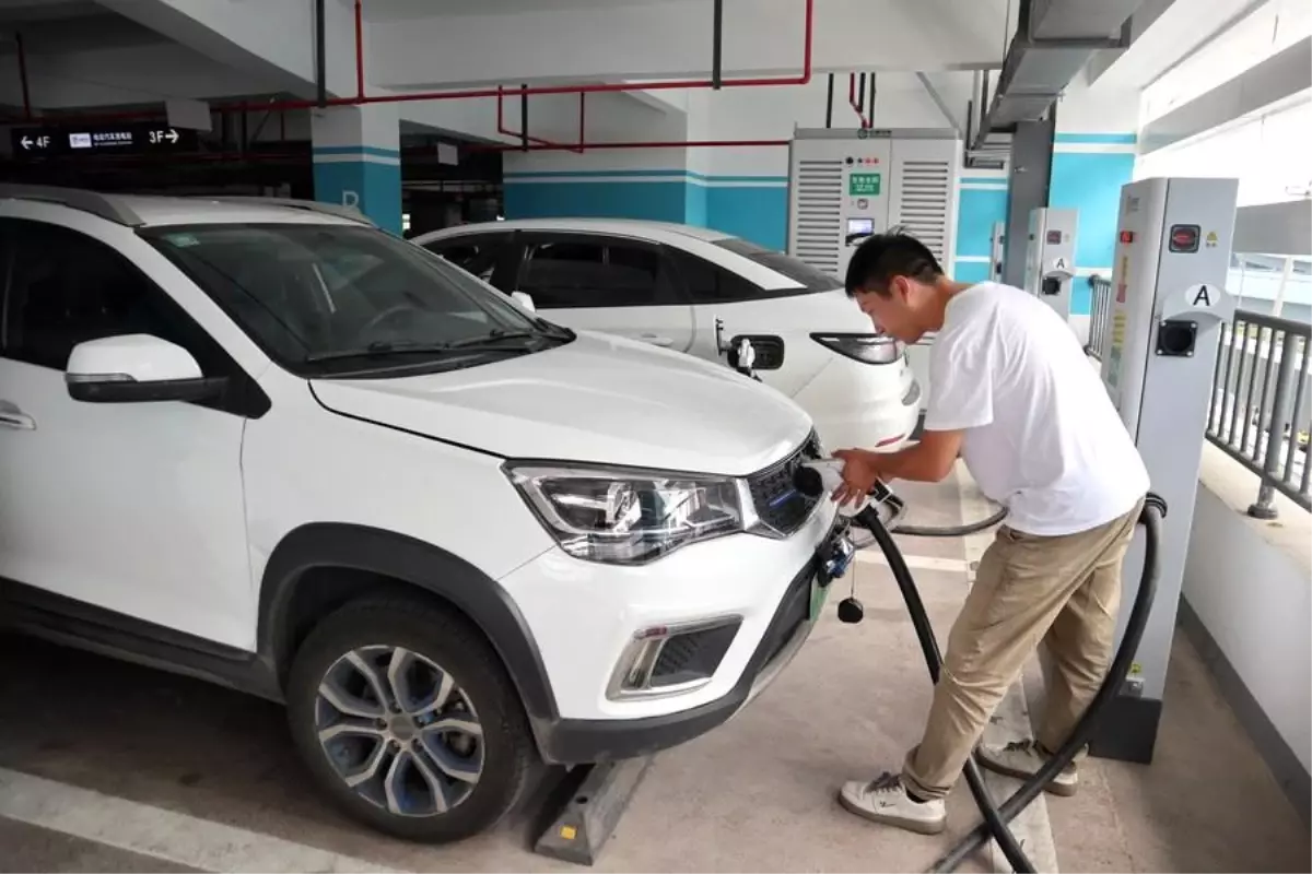 Çin\'de Halka Açık Otomobil Şarj Üniteleri Sayısı Yüzde 40 Arttı