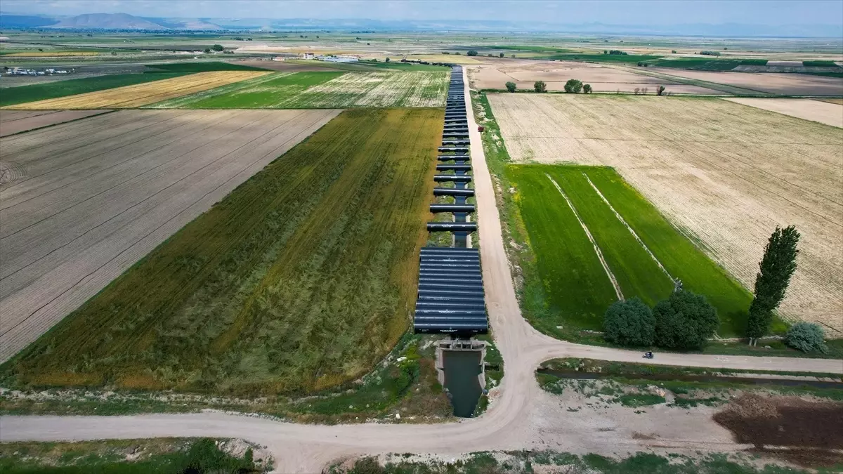 Kayseri Develi Ovası\'nda Sulama İnşaatı Devam Ediyor