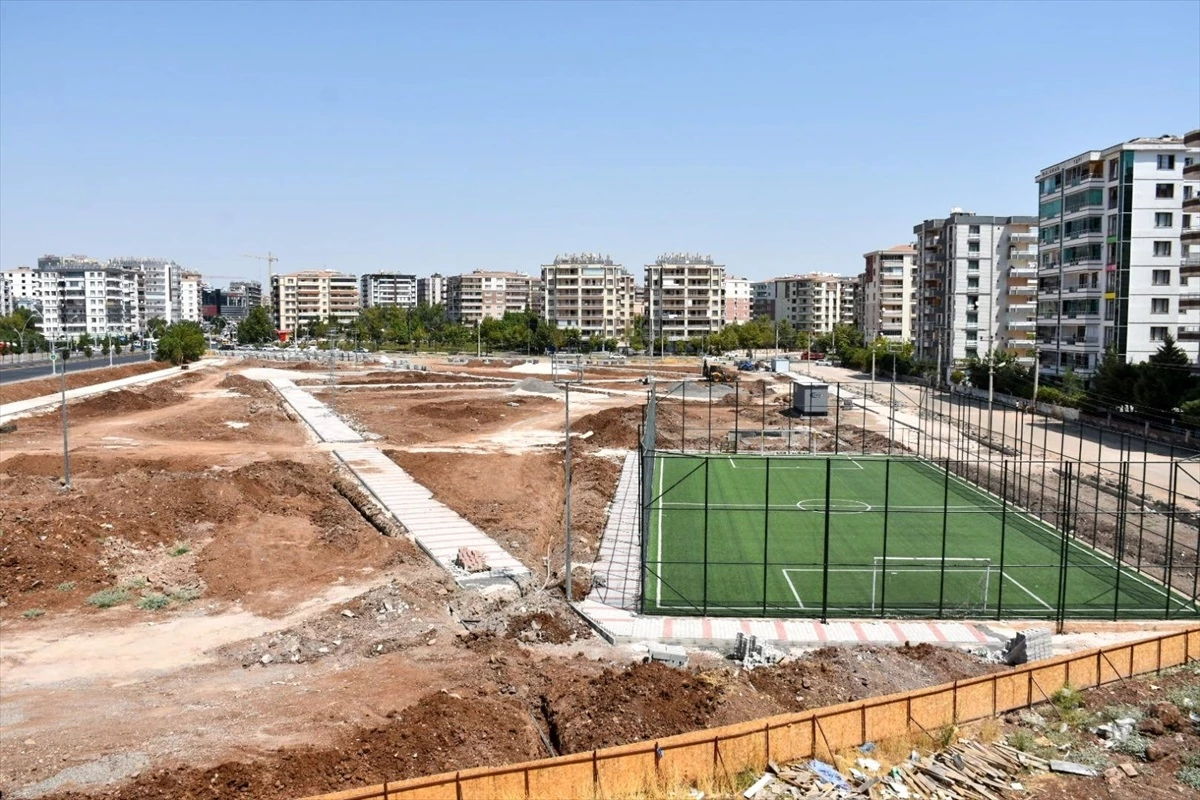 Diyarbakır\'da Yeni Gençlik Merkezi Tamamlanma Aşamasında