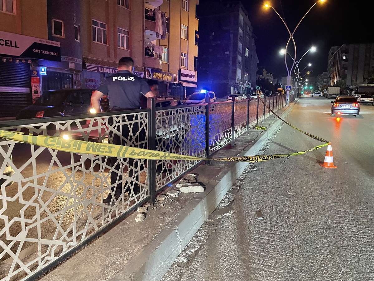 Elazığ\'da çay ocağına silahlı saldırı: 6 yaralı