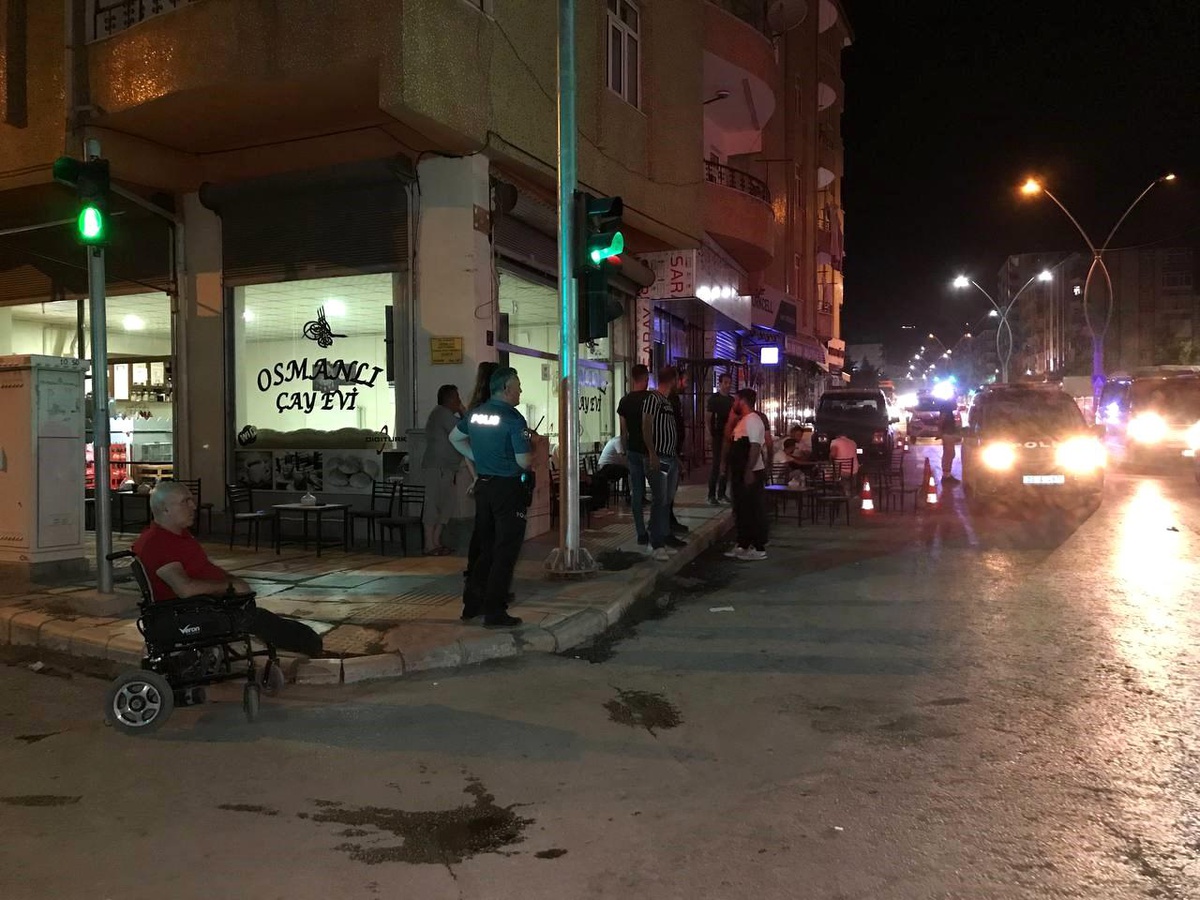 Elazığ\'da çay ocağına silahlı saldırı: 6 yaralı