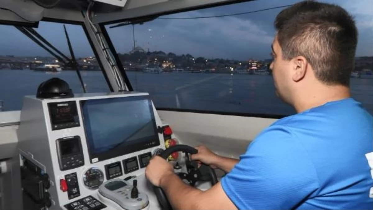 İstanbul Huzur Denetimleri Kapsamında Tur Teknelerine Yönelik Denetim Yapıldı