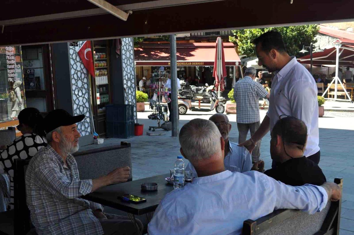 Eskişehir\'de Muhtarlık ve Esnaflık Bir Arada