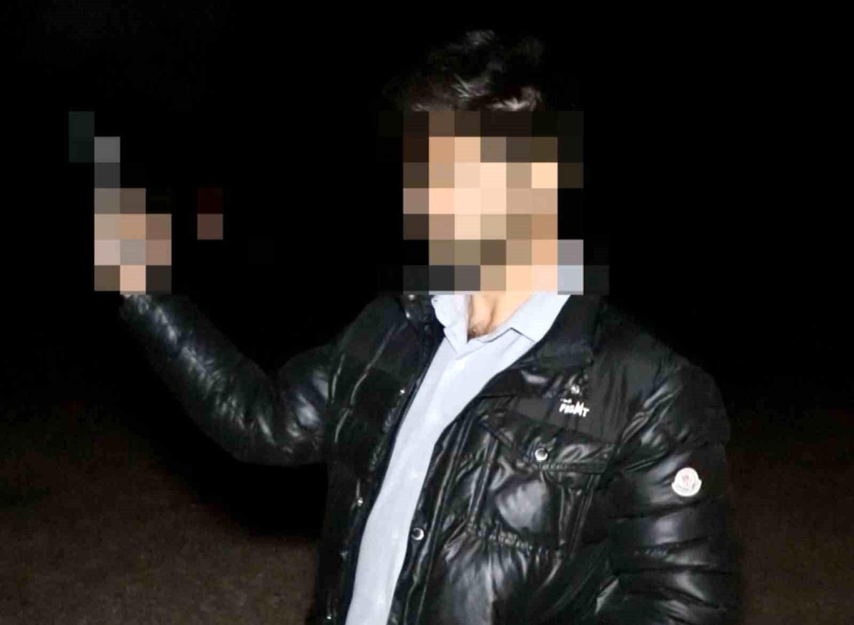 Aksaray\'da Ruhsatsız Tabancayla Havaya Ateş Açan Şahıs Jandarma Tarafından Yakalandı