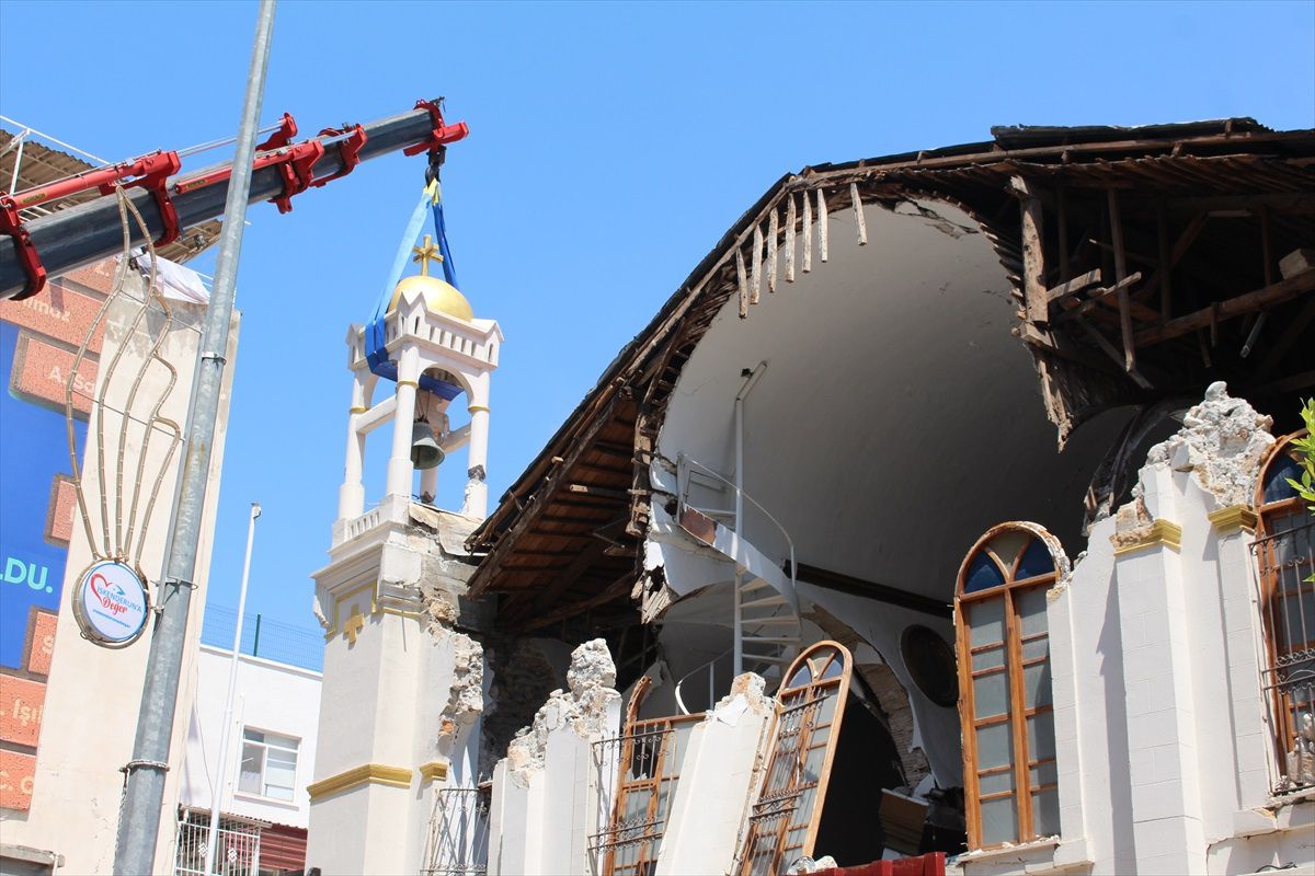 İskenderun\'daki Aziz Nikola Rum Ortodoks Kilisesi\'nde Güçlendirme Çalışmaları Başladı