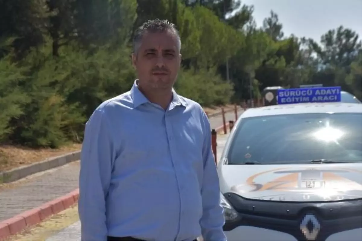 İzmir'de Sürücü Belgesi Sınavında Başarı Oranı Düşük