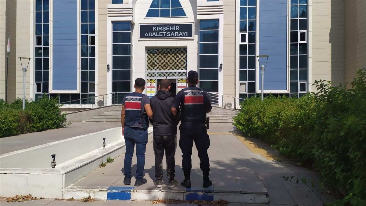Kırşehir\'de 25 yıl hapis cezası bulunan firari yakalandı