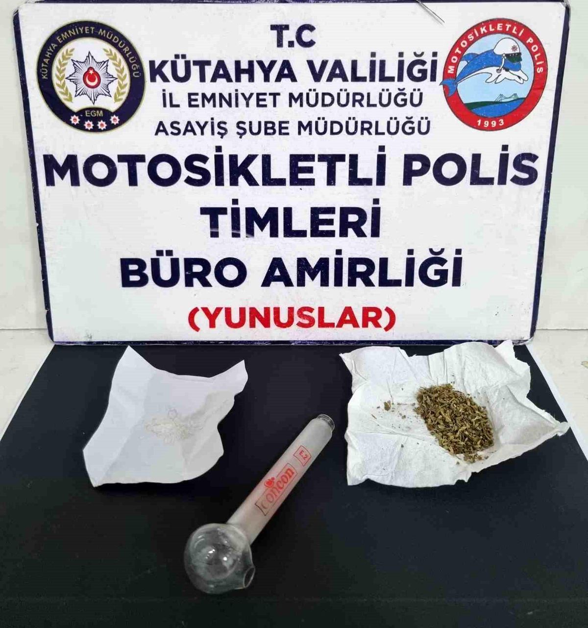 Kütahya\'da Motosikletli Polis Timlerince Uyuşturucu Madde Ele Geçirildi