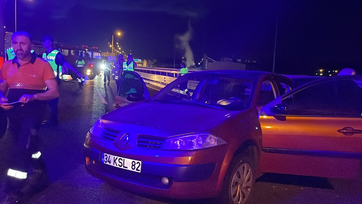 Kuzey Marmara Otoyolu\'nda Trafik Kazası: 3 Yaralı