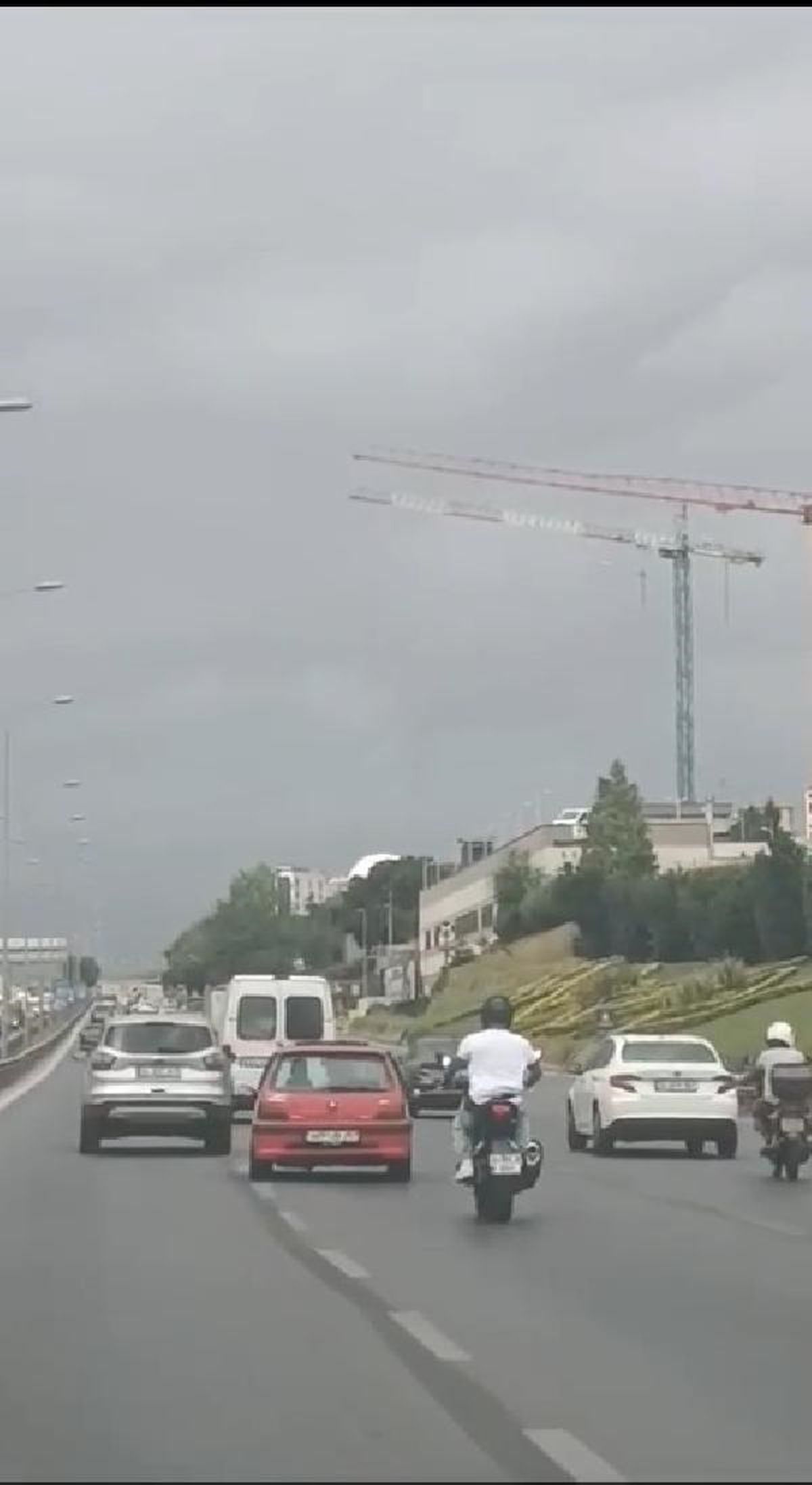 Maltepe\'de Abart Egzoz Kullanan Sürücüye 7 Bin 710 Lira Cezai İşlem Uygulandı