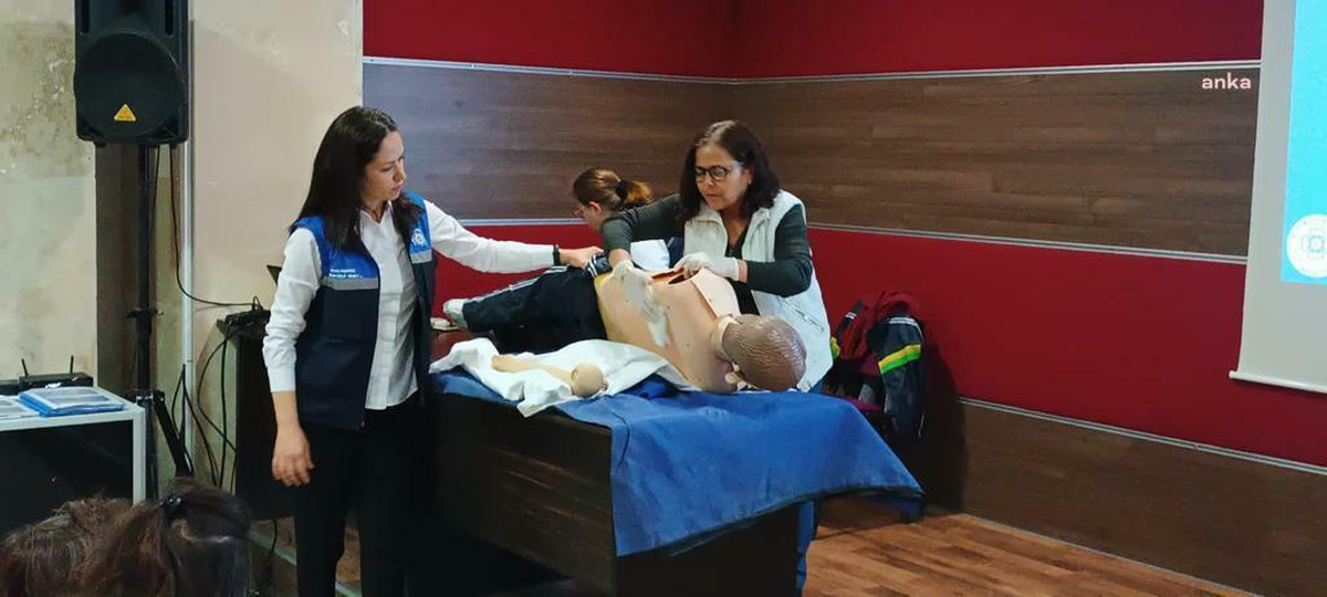Muğla Büyükşehir Belediyesi, Hasta ve Yaşlı Öz Bakımına Destek Olacakların Eğitim Programı Düzenledi