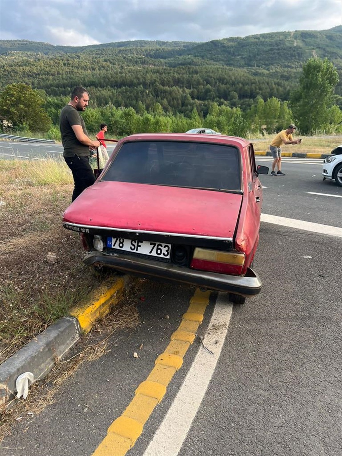 Safranbolu\'da Trafik Kazası: Bir Kişi Yaralandı