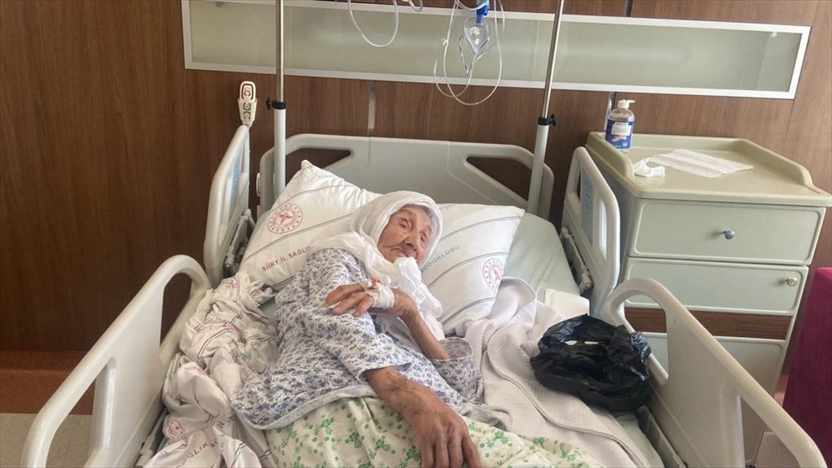 Siirt\'te 110 yaşındaki hasta başarılı operasyonla sağlığına kavuştu