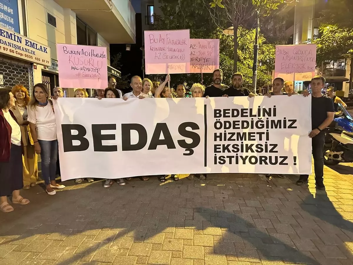 Şişli\'de Altyapı Sorunları Nedeniyle Elektrik Kesintilerine Protesto