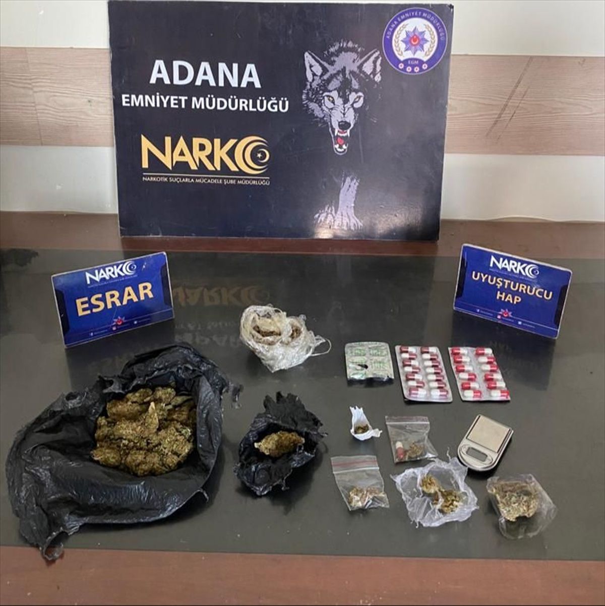 Adana\'da Uyuşturucu Operasyonunda 2 Kişi Tutuklandı