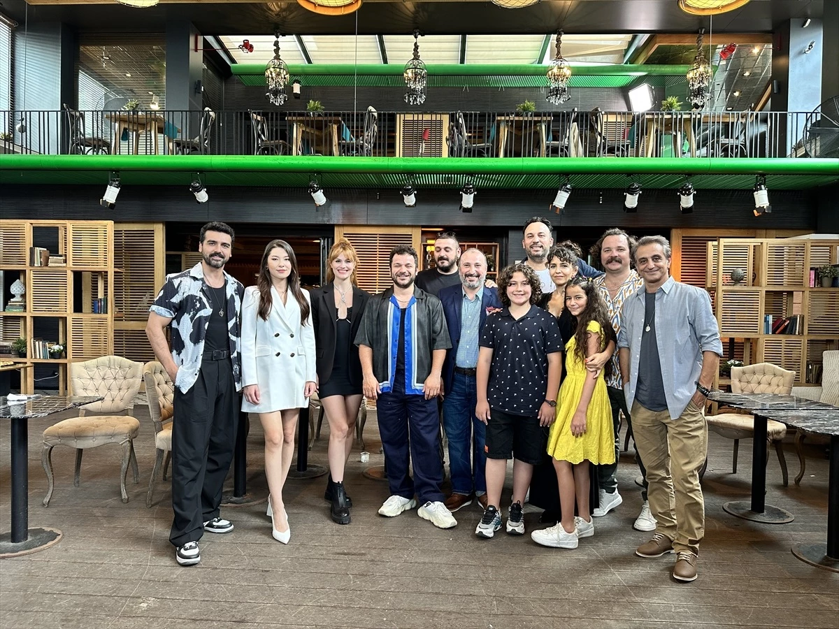 Aile Çıkmazı Filminin Çekimleri İstanbul\'da Devam Ediyor
