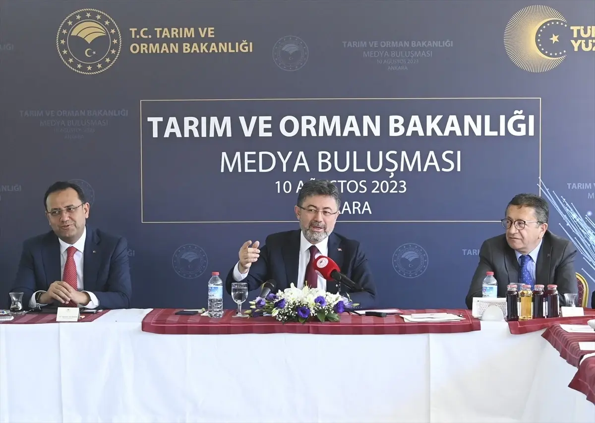 Tarım ve Orman Bakanı Yumaklı: Tarımı dijitalleştirmek en önemli gündem maddemiz