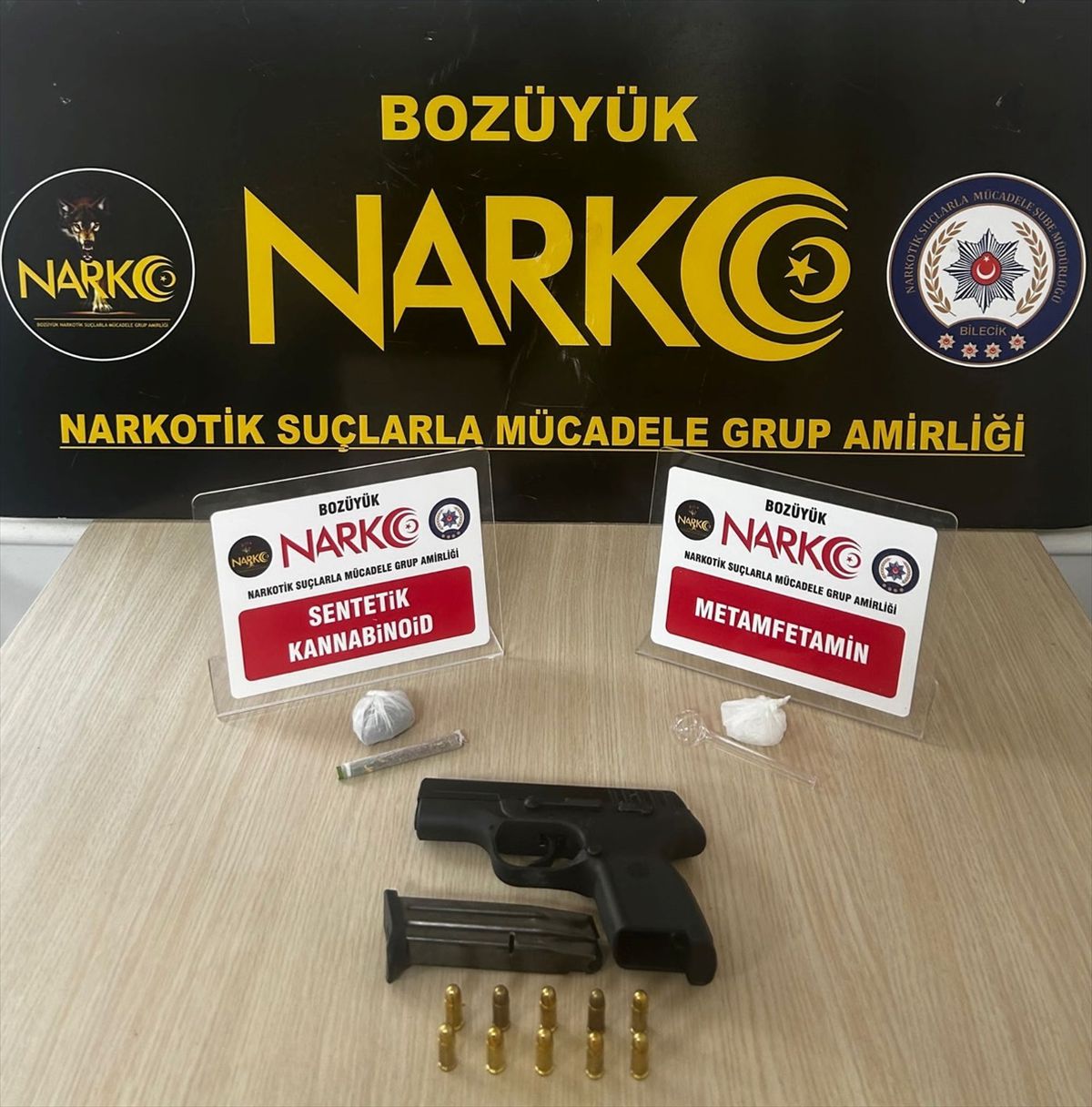 Bilecik\'te Uyuşturucu Operasyonunda 9 Zanlı Yakalandı