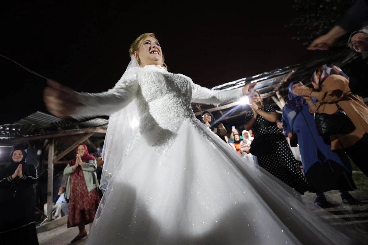 Düzce\'de engelli genç kadının hayali gelinlik giyme düğünü