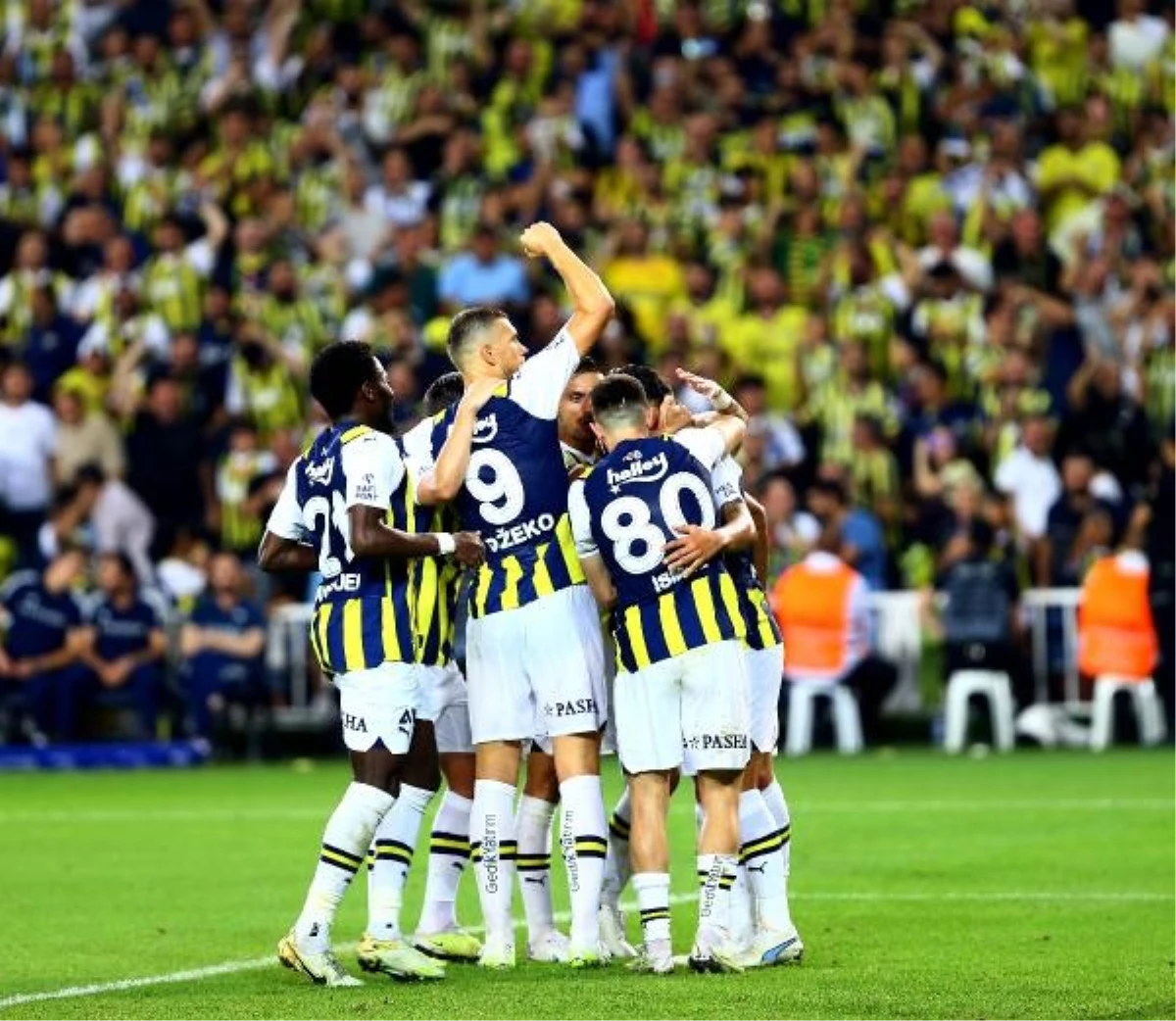 Fenerbahçe Maribor\'u mağlup ederek turda ikinci maç öncesi avantaj sağladı