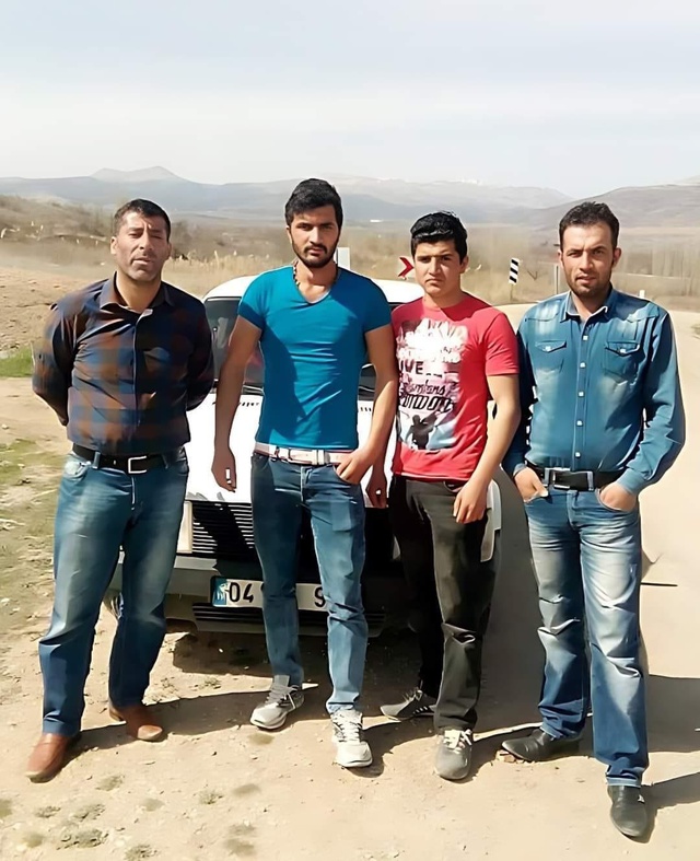Isparta'da Cinayet: Bu fotoğraftan geriye kimse kalmadı Isparta'da Cinayet: Bu fotoğraftan geriye kimse kalmadı