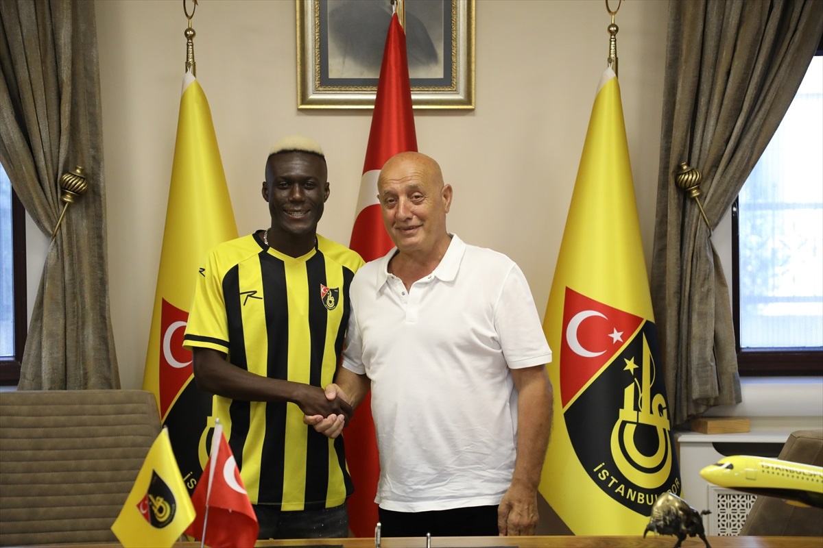 İstanbulspor, Alassane Ndao\'yu kadrosuna kattı