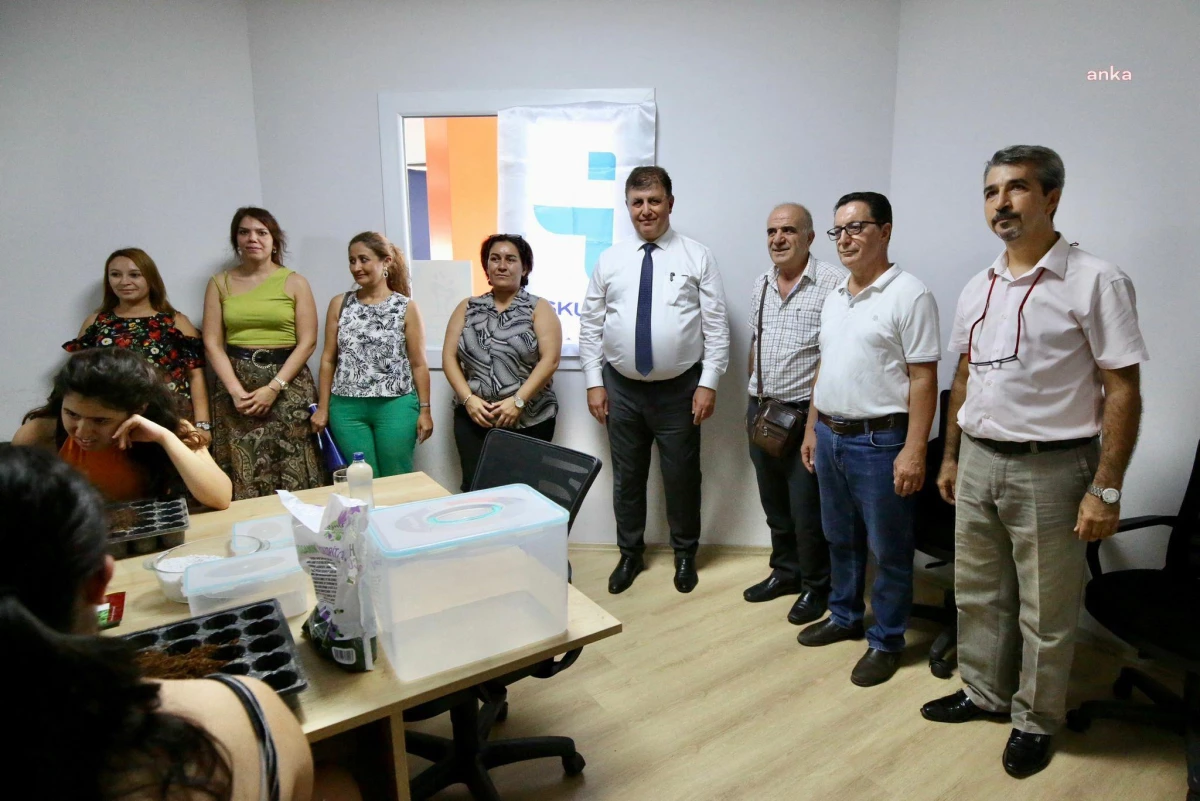 Karşıyaka Belediyesi Engelli Gençlerin Toplumsal Hayata Katılımını Kolaylaştırıyor