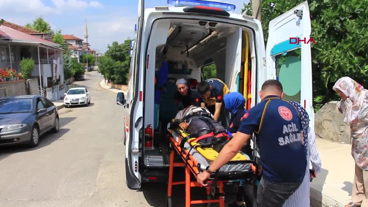 Erbaa\'da çatıdan düşen kişi yaralandı