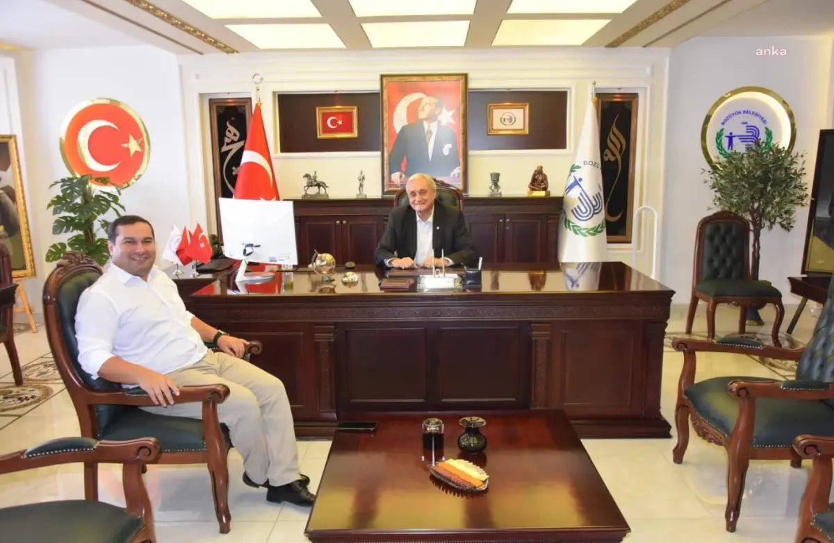 Bozüyük Belediye Başkanı Mehmet Talat Bakkalcıoğlu, Pazaryeri Kaymakamı Ferhat Altay ile bir araya geldi