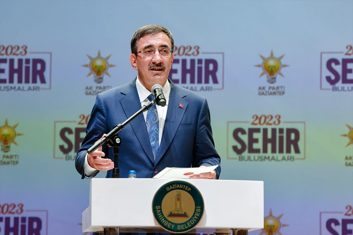 Cumhurbaşkanı Yardımcısı Yılmaz, Gaziantep\'te yerel seçimle ilgili konuştu Açıklaması