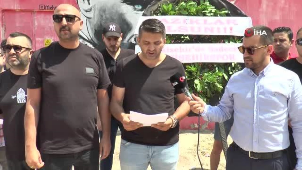 Eskişehirspor Taraftarları İYİ Parti İlçe Başkanının İstanbul Takımlarını Desteklemesine Tepki Gösterdi