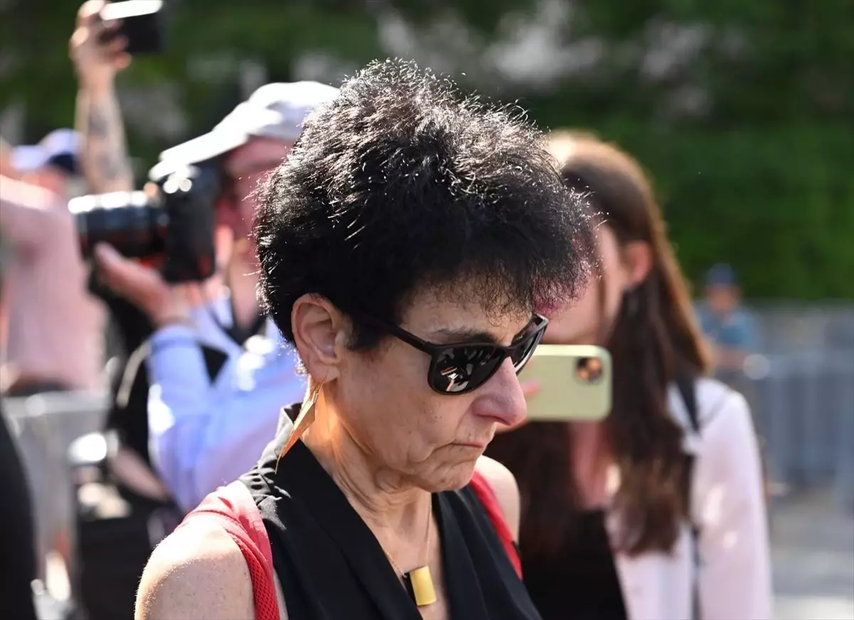 Kripto Para Borsası FTX'in Kurucusu Sam Bankman-Fried, Tanıkları Etkilemeye Çalıştığı İddiasıyla Tutuklandı