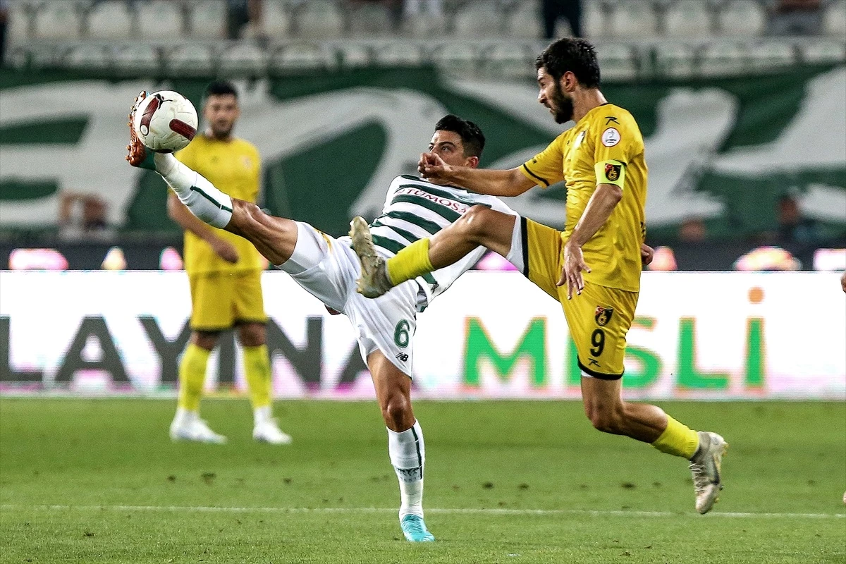 Konyaspor ve İstanbulspor Berabere Kaldı