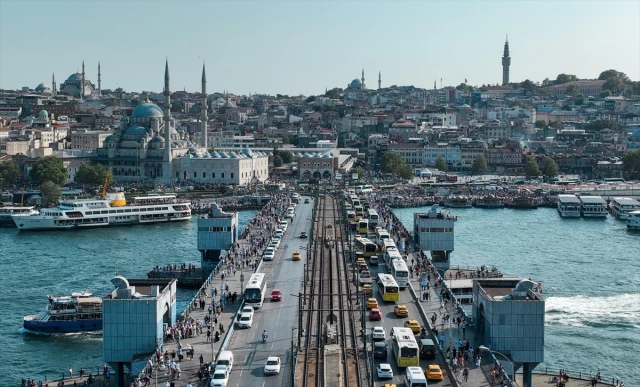 İstanbul'da Galata Köprüsü'nde Bakım Çalışmaları Başlıyor