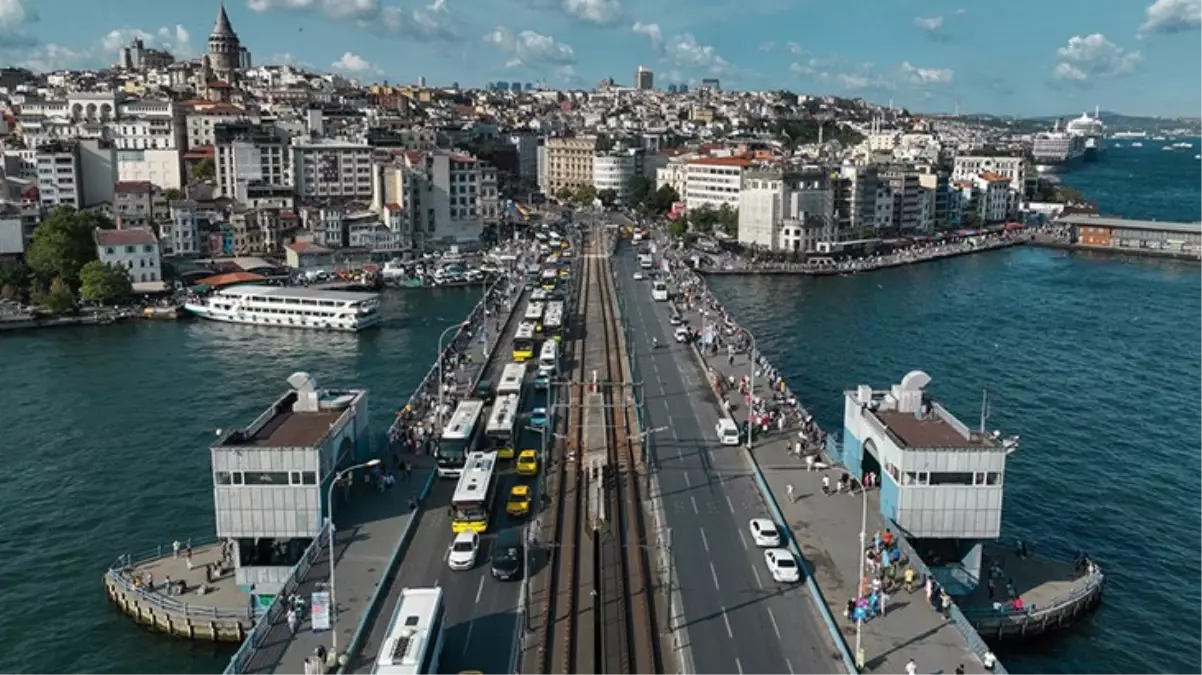 İBB, Galata Köprüsü\'nde derz değişimi ve asfalt yenileme çalışmasına başlıyor