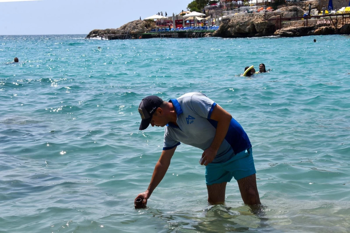 MESKİ, Mersin Sahillerinde Deniz Suyu Analizleri Yapıyor