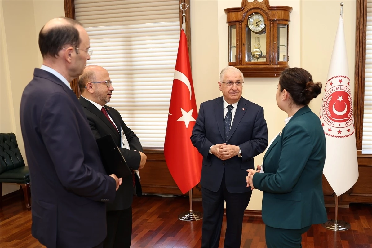Milli Savunma Bakanı Güler, gazetecilerin sorularını cevapladı Açıklaması