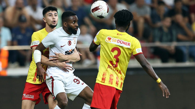 Son Dakika: Süper Lig'in ilk haftasında Galatasaray, Kayserispor'la deplasmanda golsüz berabere kaldı