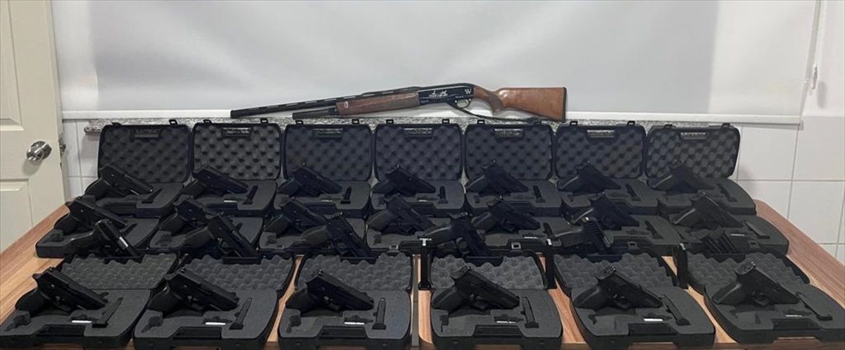 Tekirdağ Ergene\'de 25 Ruhsatsız Tabanca ve Tüfek Ele Geçirildi