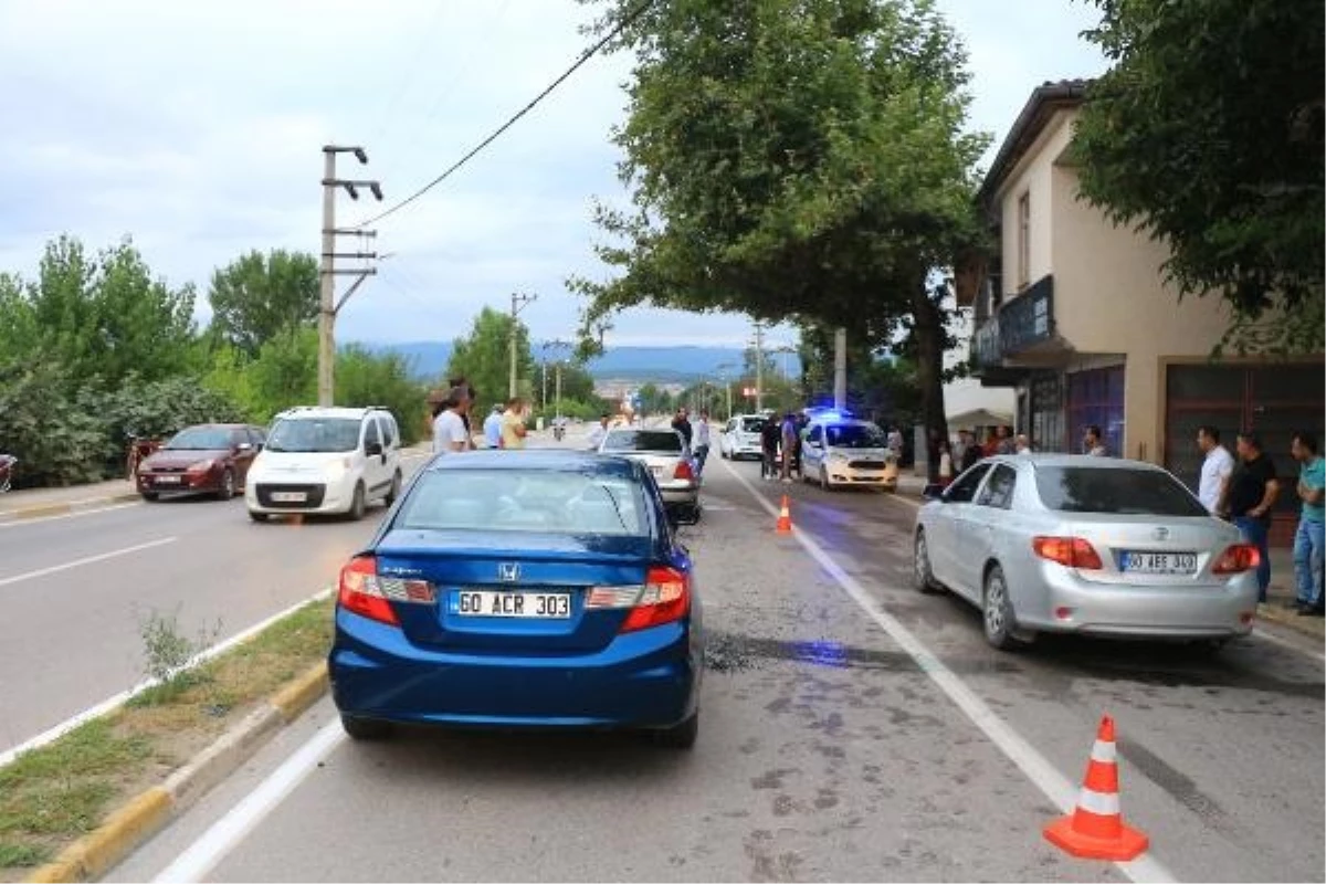 Erbaa\'da Zincirleme Kaza: 8 Yaralı