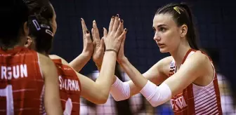 U19 Kız Milli Voleybol Takımı, ABD'ye 3-2 yenilerek dünya 2'ncisi oldu