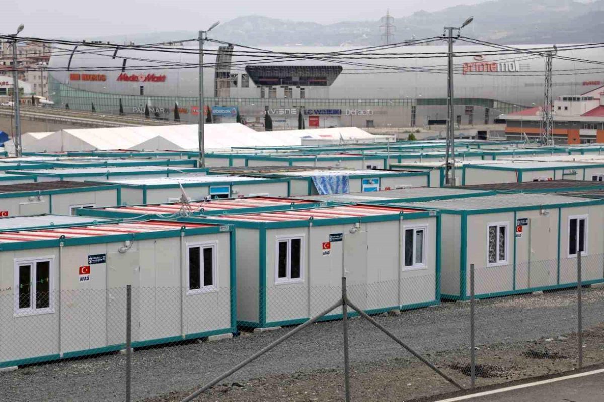 Kocaeli Büyükşehir Belediyesi, Hatay\'da 541 Konteyner İnşa Etti
