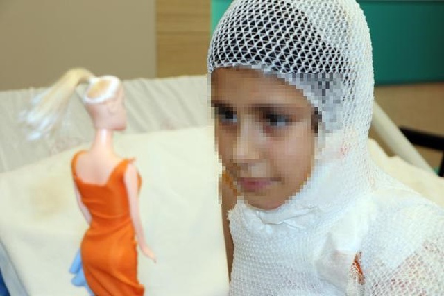 Sosyal medya trendini deneyen çocuk ağır yaralandı Sosyal medya trendini deneyen çocuk ağır yaralandı