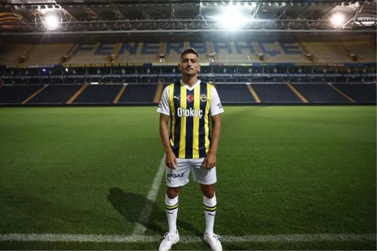 Fenerbahçe, Brezilyalı oyuncu Fred ile 4+1 yıllık sözleşme imzalandığını Kamuyu Aydınlatma Platformu\'na bildirdi.