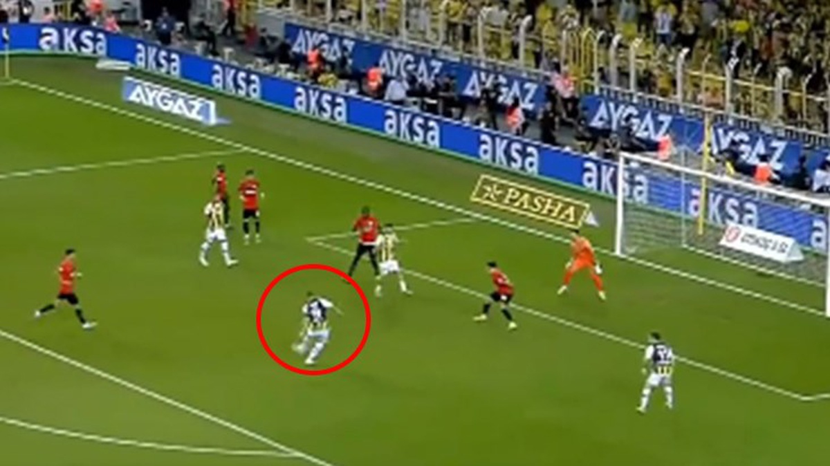 Fenerbahçe\'den müthiş başlangıç! Asist de gol de taraftarı mest etti